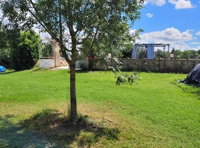 Дом отдыха Un Air De Layrac